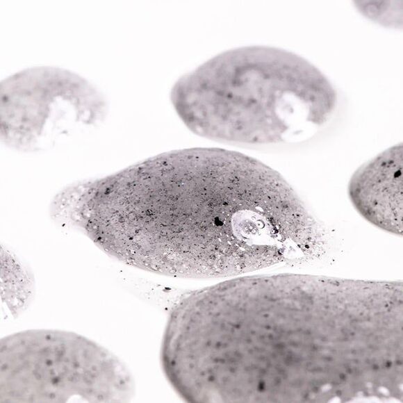 TRULY Beauty: Black Jelly Blemish Treatment Body Serum - Picture 4 of 7